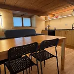Stilish Wooden Fully Renovated Near The Lifts ألانيا فالسيزيا