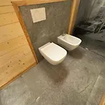 Stilish Wooden Fully Renovated Near The Lifts Alpesi faház *