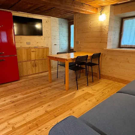 Stilish Wooden Fully Renovated Near The Lifts Alpesi faház