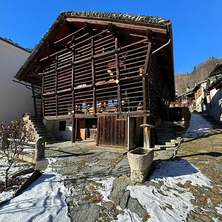Stilish Wooden Fully Renovated Near The Lifts Chalet Alagna Valsesia