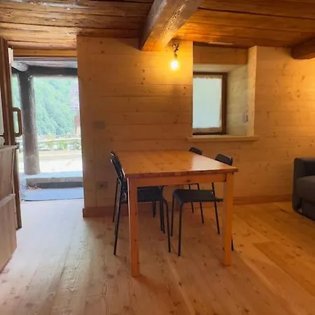 Chalet Stilish Wooden Fully Renovated Near The Lifts *