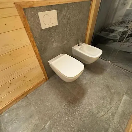 Stilish Wooden Fully Renovated Near The Lifts Horská chata *