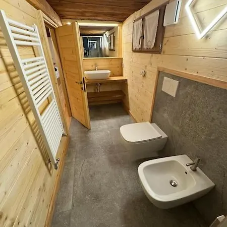 Stilish Wooden Fully Renovated Near The Lifts Alagna Valsesia