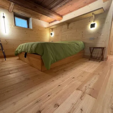 Chalet Stilish Wooden Fully Renovated Near The Lifts